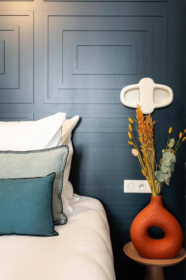 The Blue Nature Suite Downtown Montmartre باريس المظهر الخارجي الصورة